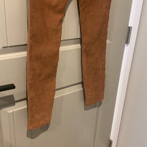 Women's Tan Skinny Jeans - Picture 10 of 13